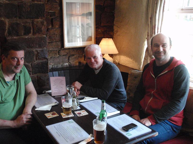 P4152758.JPG - The Navigation, Dobcross, 15th April, 2014 [Keith Domone, Graham Hopkinson, Sean Redmond]